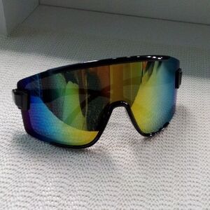 AS IS Women's Multicolor Reflective Sunglasses 🕶️